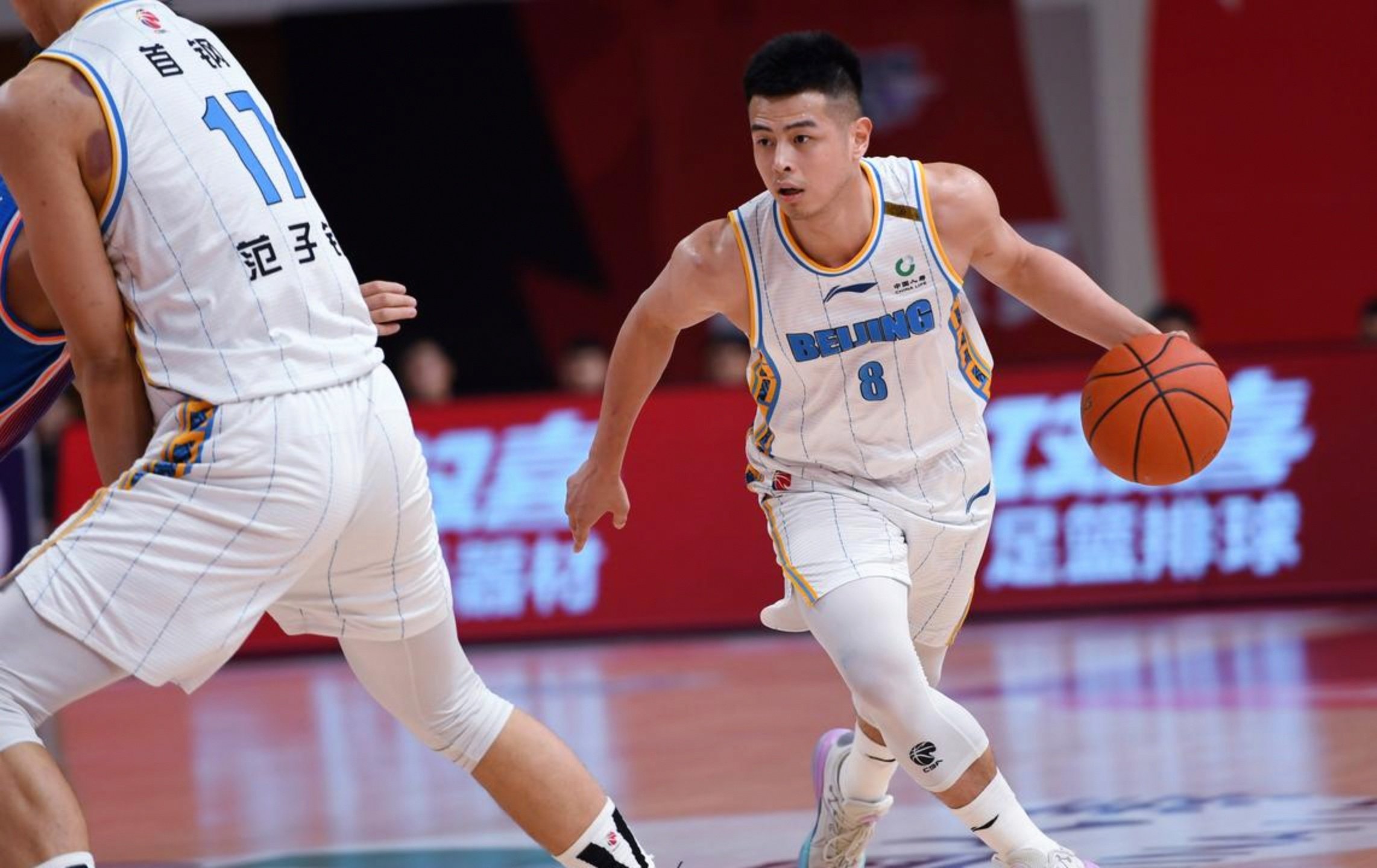 开云体育中国-窗口期里尔备战NBA季后赛本菲卡遗憾出局备战NBA季后赛，今晨北京首钢备战CBA季后赛看傻球迷