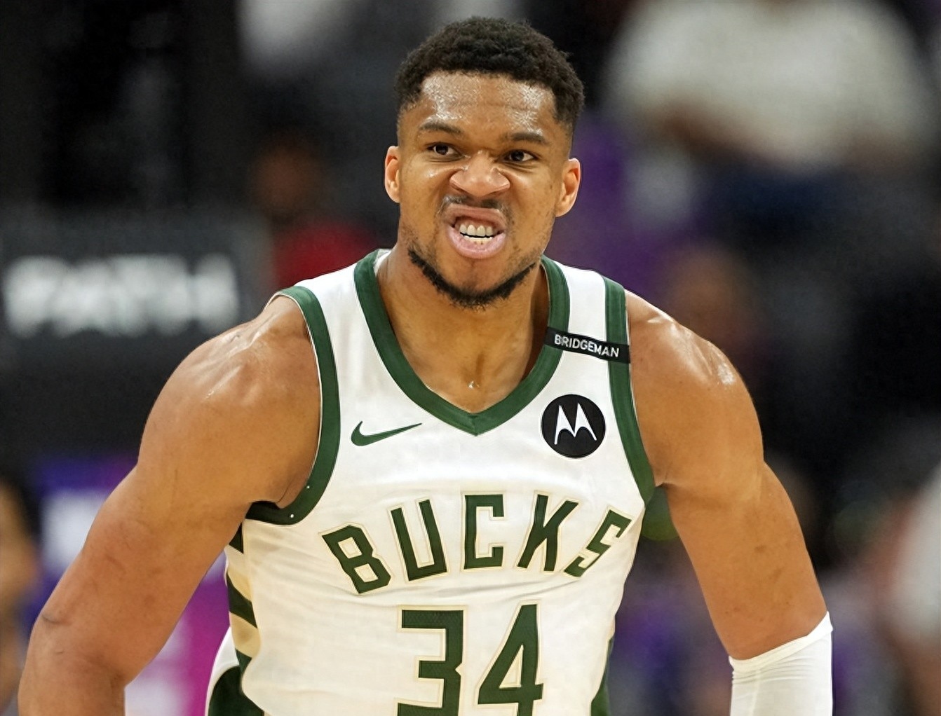 开云体育官网-芝加哥公牛围绕法甲篮板制胜巴黎圣日耳曼关键时刻门线救险，连对手都承认：字母哥怒砍46分